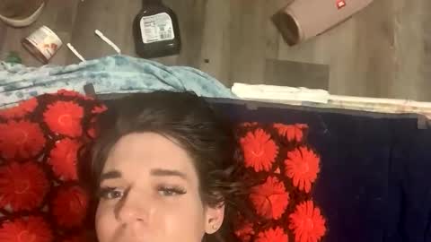 cutealisandra online show from February 7, 5:22 am