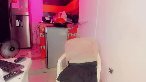 Andrea online show from March 17, 5:33 am