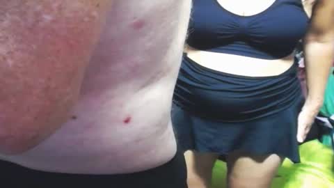 Snapshot of cuteandsexyone chatting on November 14, 9:13 pm CuteAndSexyOne Na and Brian online show from November 14, 9:13 pm