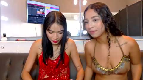 Snapshot of cuteantonella18 chatting on July 9, 5:06 pm Tip us ask our names online show from July 9, 5:06 pm
