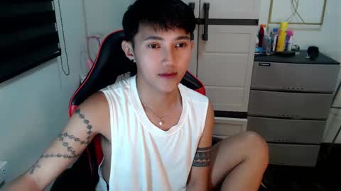 Steph online show from March 10, 2:33 pm