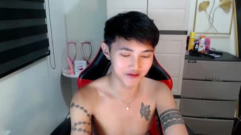 Steph online show from March 12, 12:11 pm