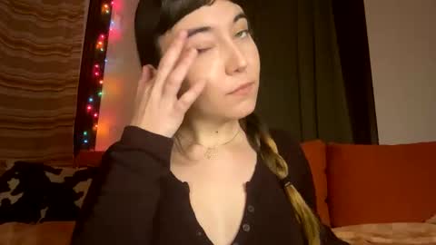 Rose 3 Cute Balloons online show from January 5, 9:47 pm