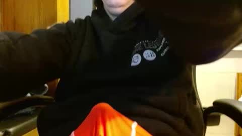 Cuteboy090 online show from April 23, 7:38 pm