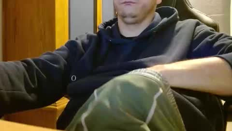 Cuteboy090 online show from May 21, 1:40 pm