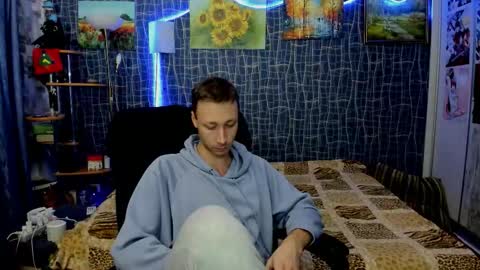 cuteboy228 online show from February 15, 2:14 pm