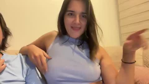 Snapshot of cutebunny_21 chatting on February 25, 1:04 am CuteBunny 21 online show from February 25, 1:04 am