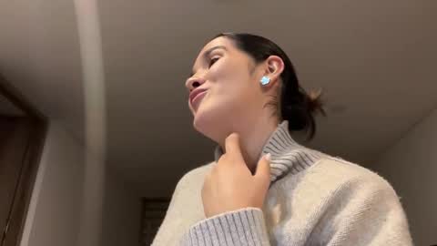 Snapshot of cutebunny_21 chatting on March 19, 12:47 am CuteBunny 21 online show from March 19, 12:47 am