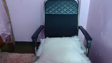 Snapshot of cutebuu chatting on February 10, 9:02 am cutebuu online show from February 10, 9:02 am