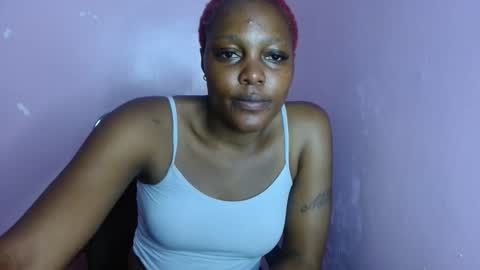 Snapshot of cutebuu chatting on April 4, 8:23 am cutebuu online show from April 4, 8:23 am