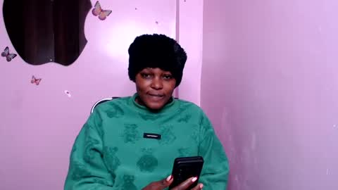 Snapshot of cutebuu chatting on August 4, 8:00 pm cutebuu online show from August 4, 8:00 pm