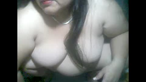cutechubbyasian online show from February 13, 2:42 pm