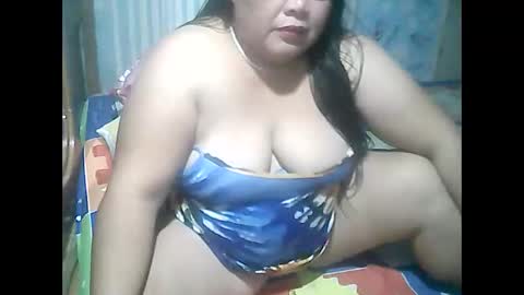 cutechubbyasian online show from April 19, 12:15 pm