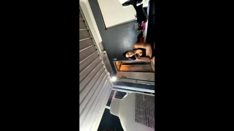 loveolots online show from January 6, 4:34 pm