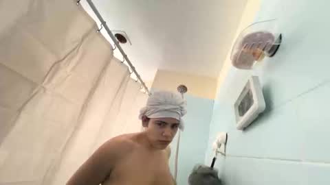 loveolots online show from November 20, 11:48 pm