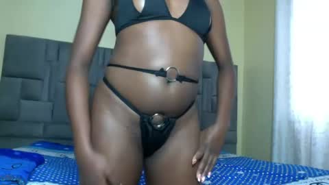 Snapshot of cuteebony16 chatting on July 7, 1:59 pm tawi online show from July 7, 1:59 pm