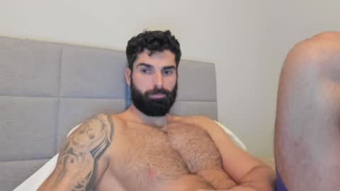 Snapshot of cuteeboy chatting on January 13, 1:45 am cuteeboy online show from January 13, 1:45 am