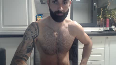 Snapshot of cuteeboy chatting on January 20, 12:25 am cuteeboy online show from January 20, 12:25 am