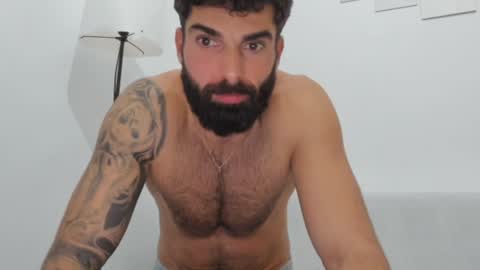 Snapshot of cuteeboy chatting on January 30, 9:14 pm cuteeboy online show from January 30, 9:14 pm