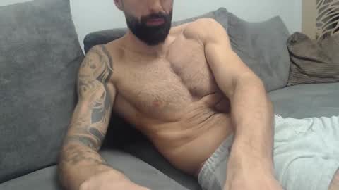 cuteeboy online show from March 25, 5:52 pm