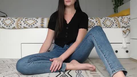 Anna online show from September 28, 11:15 am