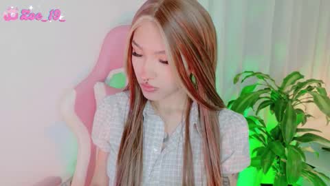 Zoe  online show from February 17, 1:46 am