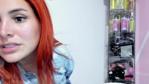 Snapshot of cutegirls_noa chatting on March 26, 10:04 pm cutegirls_noa online show from March 26, 10:04 pm