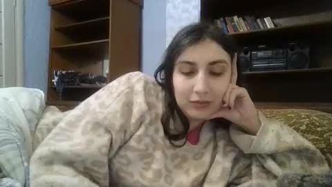 Snapshot of cutekattie chatting on February 14, 5:48 am cutekattie online show from February 14, 5:48 am