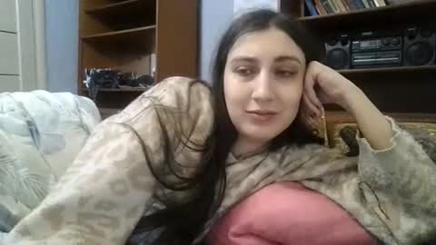 Snapshot of cutekattie chatting on February 15, 7:51 am cutekattie online show from February 15, 7:51 am