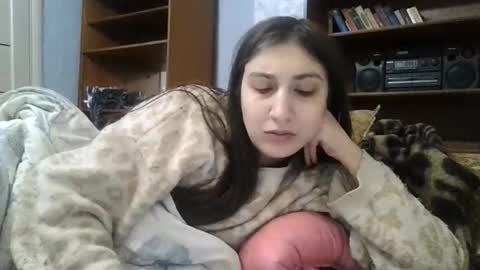 Snapshot of cutekattie chatting on February 16, 4:52 am cutekattie online show from February 16, 4:52 am