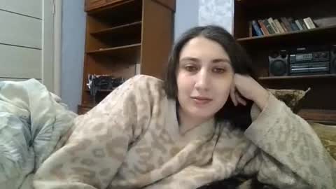 Snapshot of cutekattie chatting on February 20, 5:37 am cutekattie online show from February 20, 5:37 am