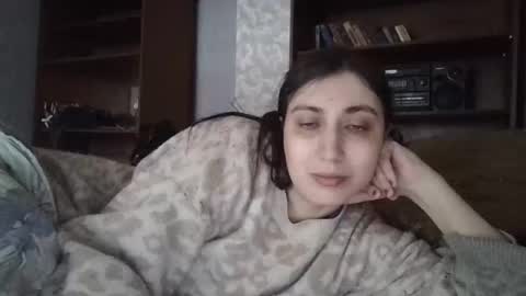Snapshot of cutekattie chatting on March 2, 8:21 am cutekattie online show from March 2, 8:21 am