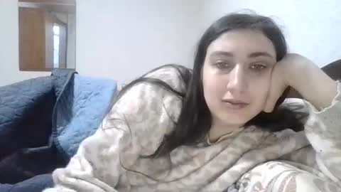 Snapshot of cutekattie chatting on March 27, 4:18 am cutekattie online show from March 27, 4:18 am