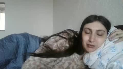Snapshot of cutekattie chatting on April 3, 6:22 am cutekattie online show from April 3, 6:22 am