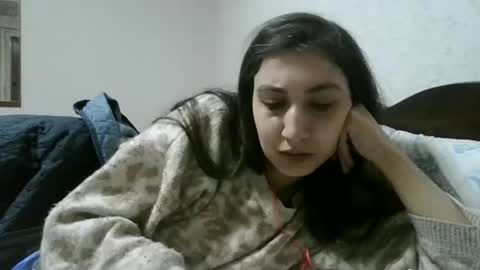 Snapshot of cutekattie chatting on April 6, 3:04 am cutekattie online show from April 6, 3:04 am