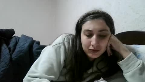 cutekattie online show from May 3, 1:44 am