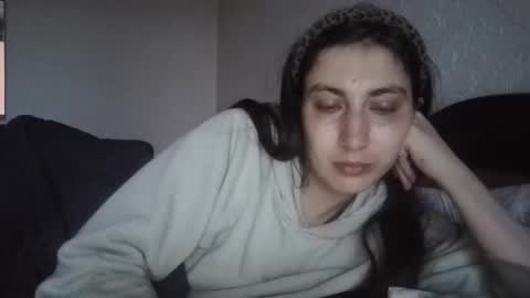 cutekattie online show from May 12, 3:36 am