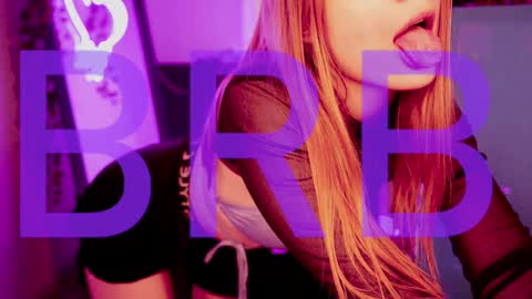 Snapshot of cutemousee chatting on November 9, 8:12 am Rina online show from November 9, 8:12 am