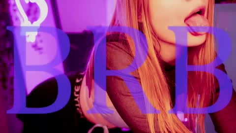 Snapshot of cutemousee chatting on December 21, 8:32 am Rina online show from December 21, 8:32 am