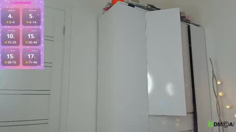 cutenessnicole online show from March 9, 8:52 pm