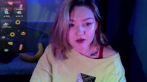 cutepie33 online show from October 28, 6:39 am