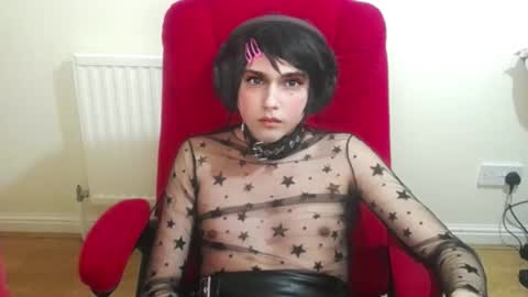 Snapshot of cutest_princess chatting on November 1, 11:07 pm cutest_princess online show from November 1, 11:07 pm