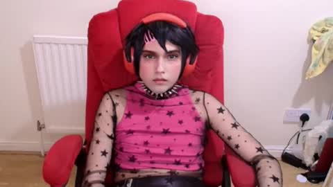 cutest_princess online show from November 25, 11:27 pm