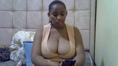 cutestebony1 online show from October 8, 2:53 am