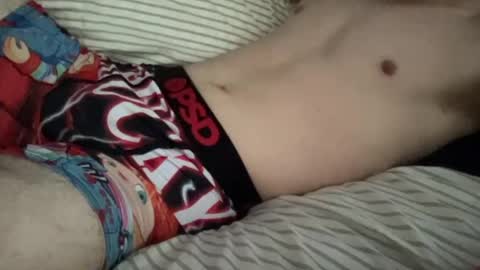 cutesurferboy22 online show from May 11, 12:38 am