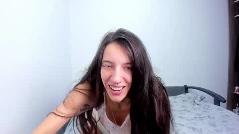 Snapshot of cutettbqwzuyt chatting on December 13, 1:44 pm cutettbqwzuyt online show from December 13, 1:44 pm