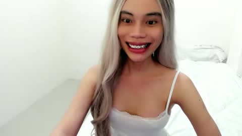 Snapshot of cutevera166 chatting on March 22, 3:26 pm Vera online show from March 22, 3:26 pm