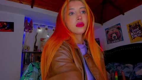 Snapshot of cuteweed420 chatting on January 4, 5:37 am cuteweed420 online show from January 4, 5:37 am