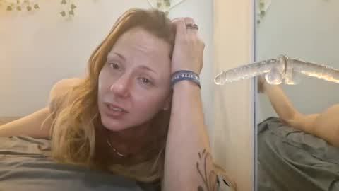 Snapshot of cuteycourtney2224 chatting on July 5, 3:19 pm cuteycourtney2224 online show from July 5, 3:19 pm