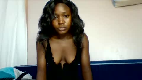 cutezola online show from January 12, 6:07 am